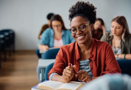 Interest Rates on Private Student Loans: Fixed vs. Variable Explained