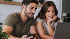 How Online Banks are Changing How Couples Manage Money