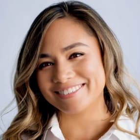 Jennifer Calonia