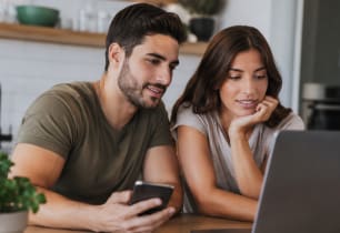 How Online Banks are Changing How Couples Manage Money