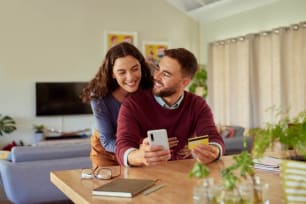 Bank of America Unlimited Cash Rewards vs. Customized Cash Rewards: Which Fits Your Spending?