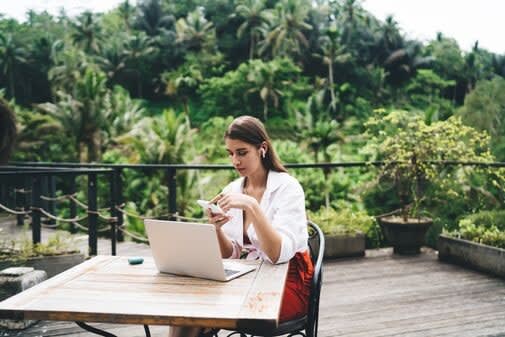 Cash Back Credit Cards for Specific Lifestyles: Parents, Students, Remote Workers
