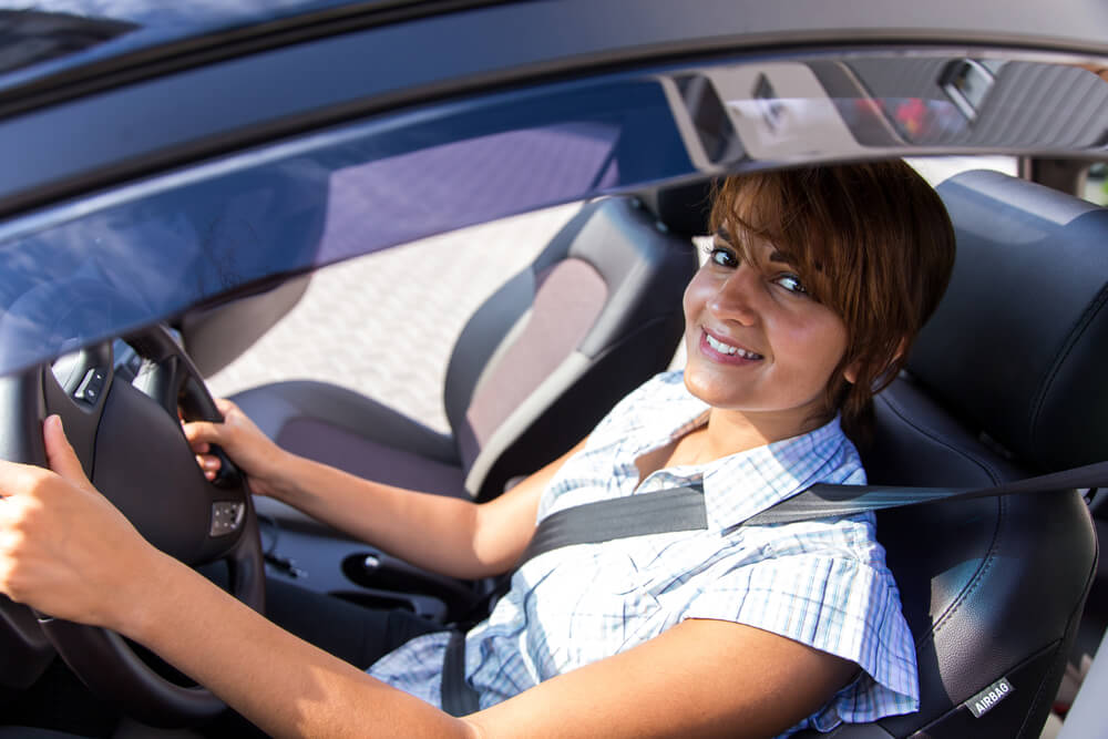 USAA vs. State Farm: A Head-to-Head Insurance Comparison ({year})